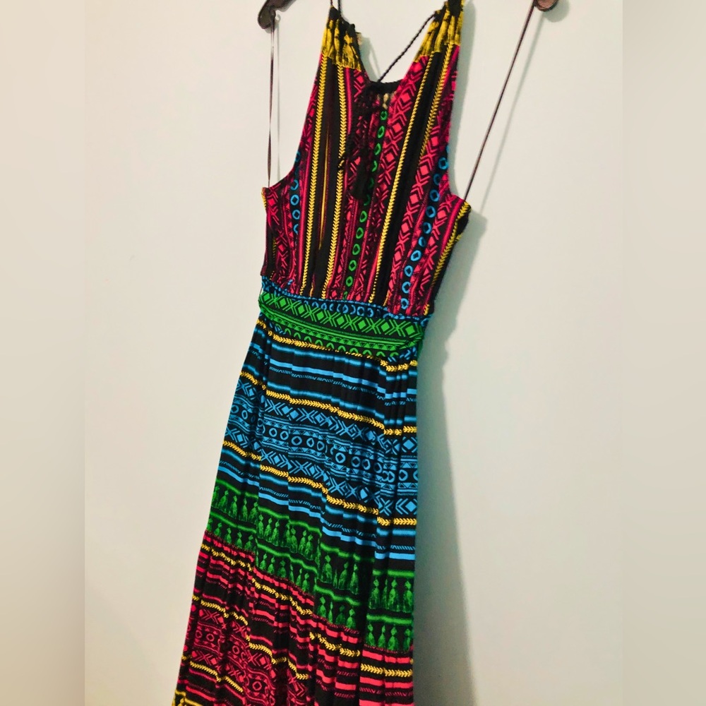 NWT__Women's Vibrant Print Maxi Dress__NWT